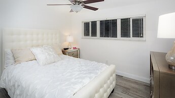 House Savona by Vacationhit