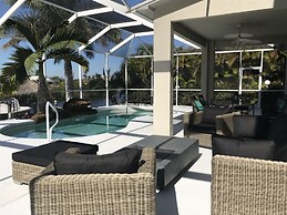 House Sunset Palace by Vacationhit