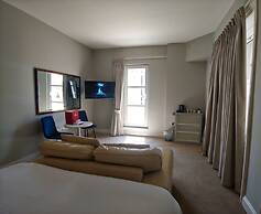 The Chatsworth Hotel