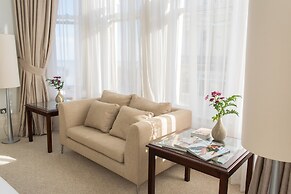 The Chatsworth Hotel
