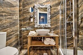 Julina Boutique Living