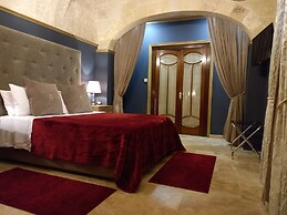 Julina Boutique Living