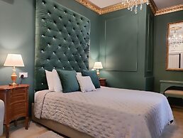 Julina Boutique Living