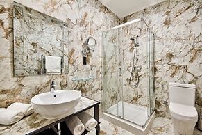 Julina Boutique Living