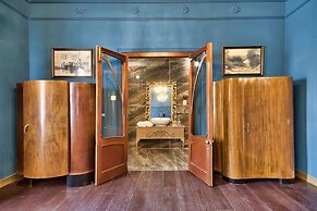 Julina Boutique Living