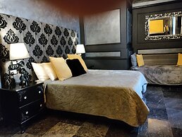 Julina Boutique Living