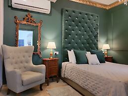 Julina Boutique Living