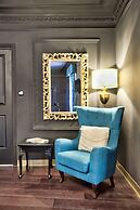 Julina Boutique Living