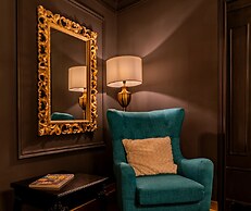 Julina Boutique Living