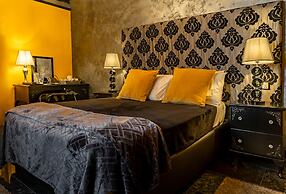 Julina Boutique Living