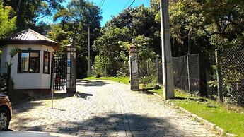 Studio Petrópolis Alameda das Pedras