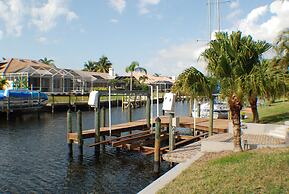 House Monique by Vacationhit