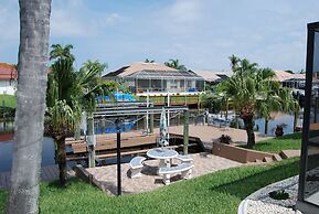 House Monique by Vacationhit