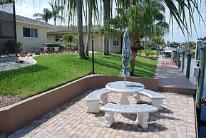 House Monique by Vacationhit