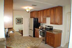 House Monique by Vacationhit