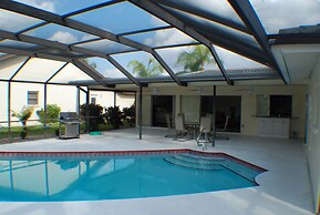 House Monique by Vacationhit