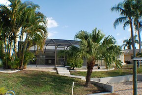 House Monique by Vacationhit