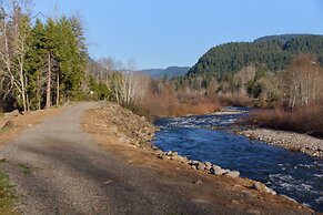 Arbor Inn Motel Oakridge