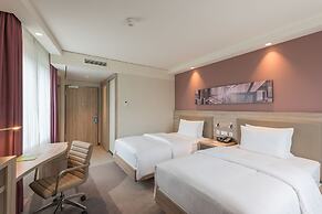 Hampton by Hilton Frankfurt Airport