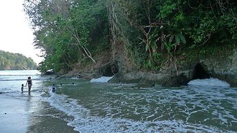 Villas María Luisa Lodge