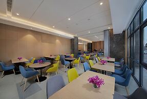 Holiday Inn Express Zhangjiagang East by IHG
