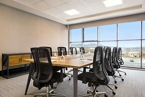 Ramada by Wyndham Tire