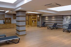 Ramada by Wyndham Tire