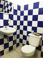 Golden Ganesha Villa - Hostel