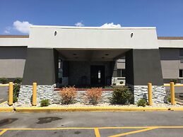 Super 8 by Wyndham South Holland