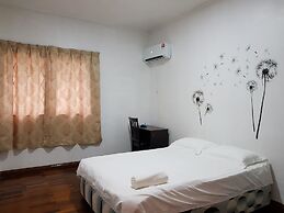 KK City HomeSuite at KK City Center 4