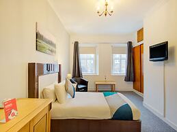 OYO Eastbank Hotel, Speyside Scotland