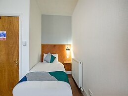 OYO Eastbank Hotel, Speyside Scotland