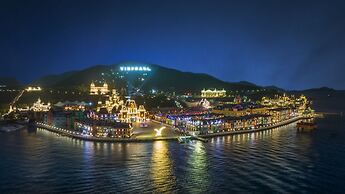 Vinpearl Beachfront Nha Trang