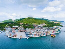 Vinpearl Beachfront Nha Trang