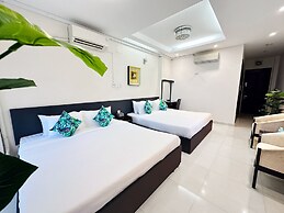 Calmette Hotel