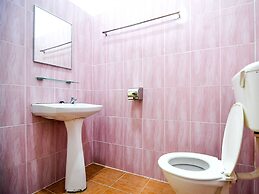 Kukup Xiang Holiday Home