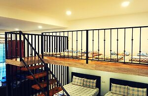 Kukup Xiang Holiday Home