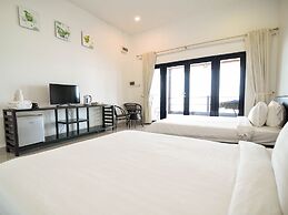 Kukup Xiang Holiday Home