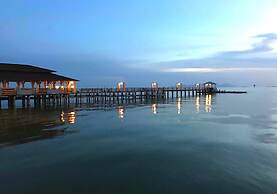 Kukup Xiang Holiday Home