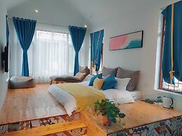 Yiyun Chunshe Meisu Hebi