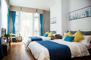 Yiyun Chunshe Meisu Hebi