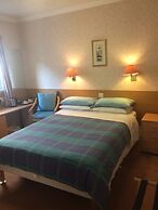 MacDougall Clansman Hotel
