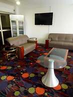 Signatious Hotel and Suites Delta