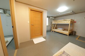 MIHOJAE Hostel Busan