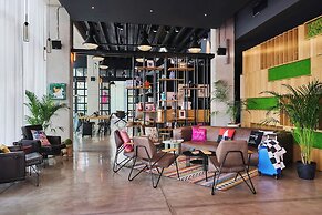 Moxy Katowice Airport