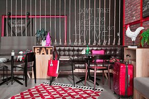 Moxy Katowice Airport