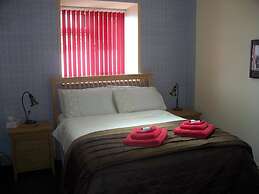 THE HORSESHOE BED AND BREAKFAST