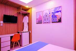 Victoria City Hotel