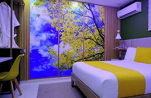 Victoria City Hotel