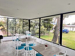 Springhills Quito Airport